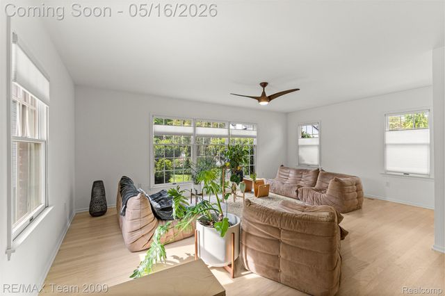 23657 Marshall Street, Dearborn, MI 48124