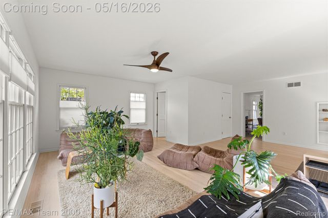23657 Marshall Street, Dearborn, MI 48124