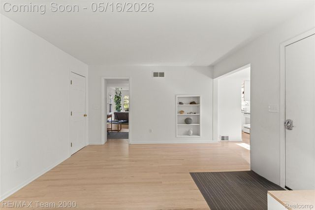 23657 Marshall Street, Dearborn, MI 48124
