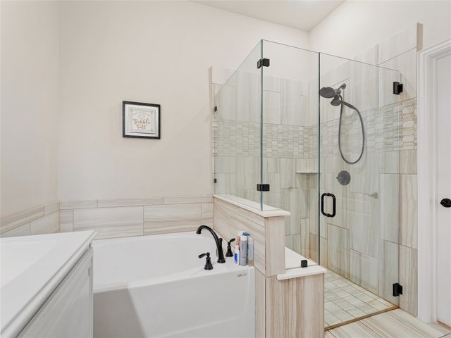 1413 Saddle Ridge Drive, Aubrey, TX 76227