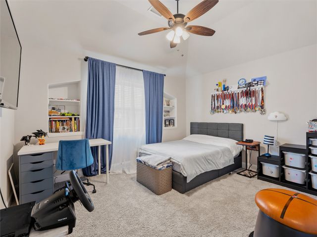 1413 Saddle Ridge Drive, Aubrey, TX 76227