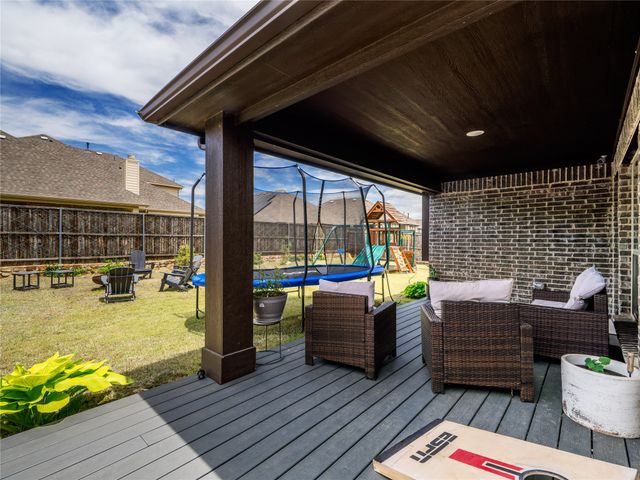 1413 Saddle Ridge Drive, Aubrey, TX 76227