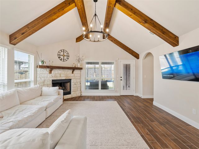 1413 Saddle Ridge Drive, Aubrey, TX 76227