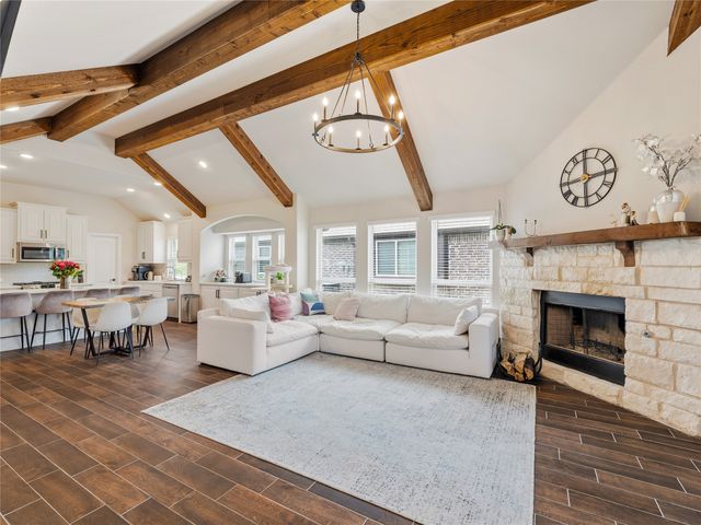 1413 Saddle Ridge Drive, Aubrey, TX 76227