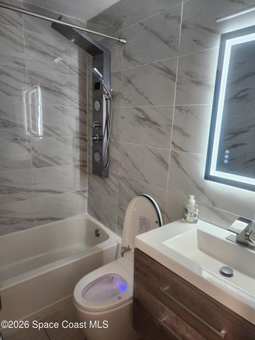 462 Breakwater Street SE, Palm Bay, FL 32909