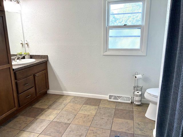 513 E LINDBERGH STREET, Appleton, WI 54911