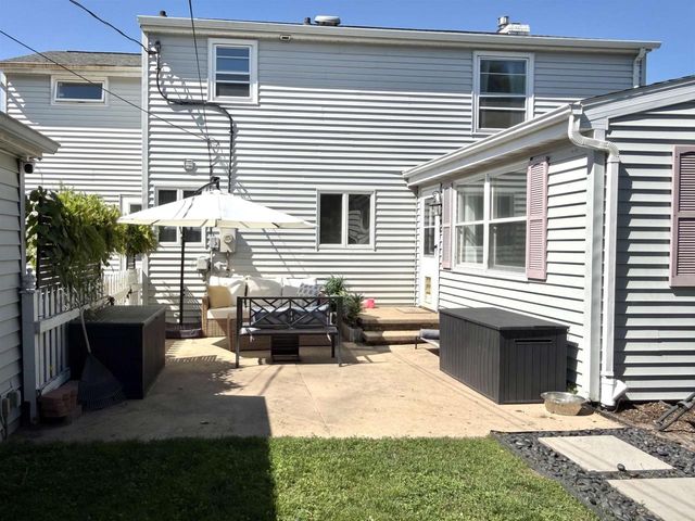 513 E LINDBERGH STREET, Appleton, WI 54911