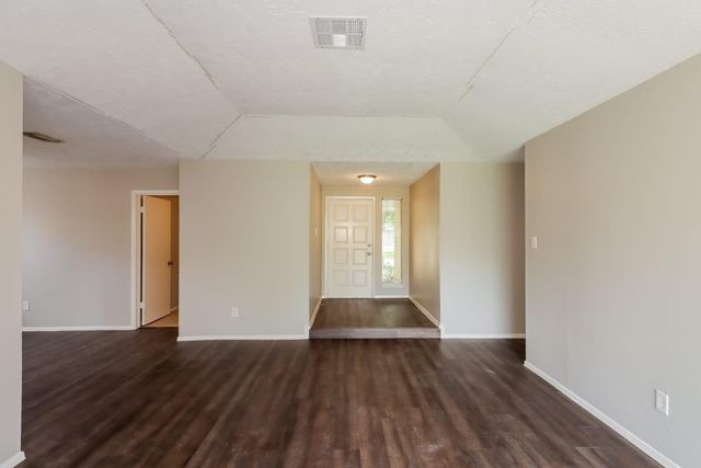 14307 Branchwater Lane, Sugar Land, TX 77498