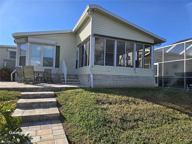 17611 Canal Cove CT, Fort Myers Beach, FL 33931