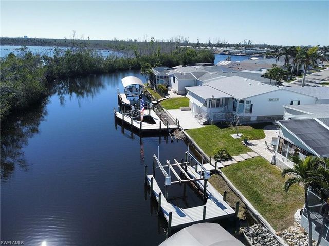 17611 Canal Cove CT, Fort Myers Beach, FL 33931