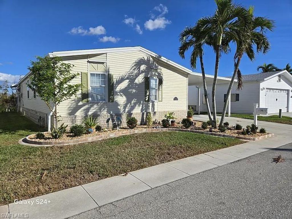 17611 Canal Cove CT, Fort Myers Beach, FL 33931