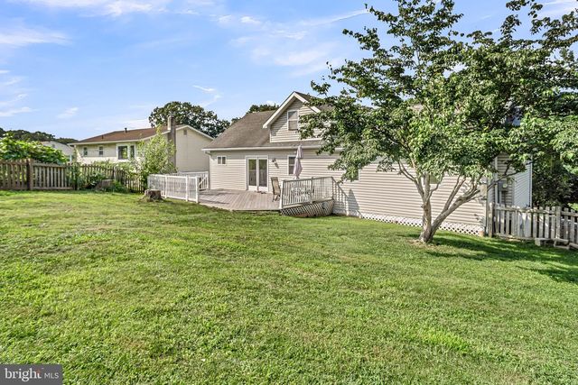 4761 LAWNTARA ST, Harrisburg, PA 17111