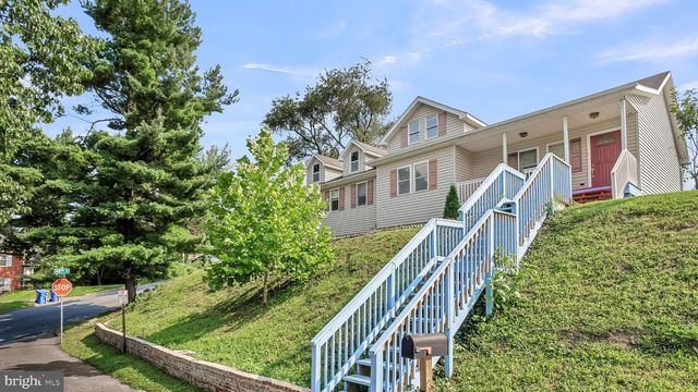 4761 LAWNTARA ST, Harrisburg, PA 17111