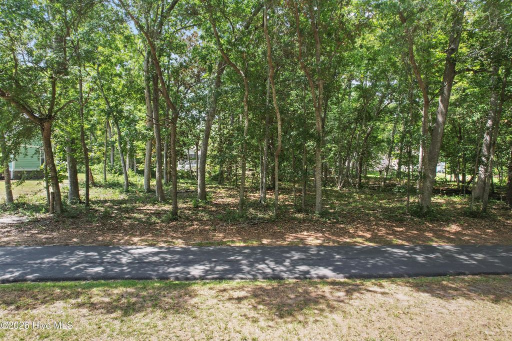 9086 Ocean Harbour Golf Club Road SW, Calabash, NC 28467
