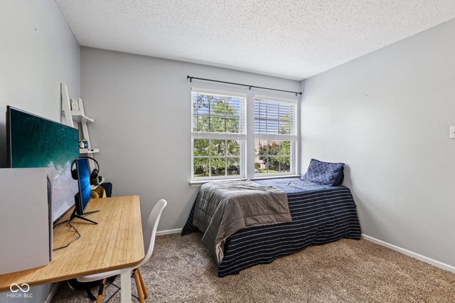 10093 Boysenberry Drive, Fishers, IN 46038