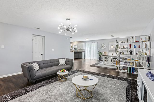 10093 Boysenberry Drive, Fishers, IN 46038