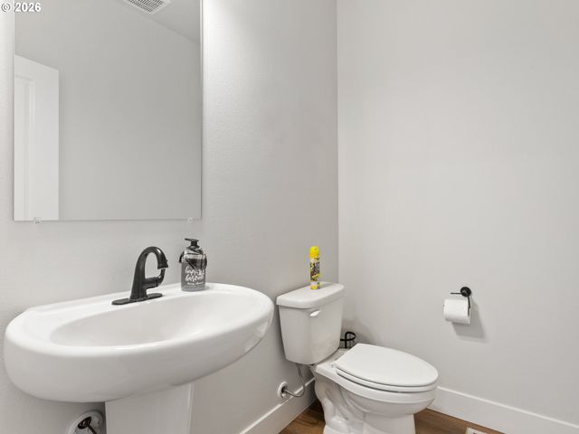 12200 Ne 107TH Way, Vancouver, WA 98682