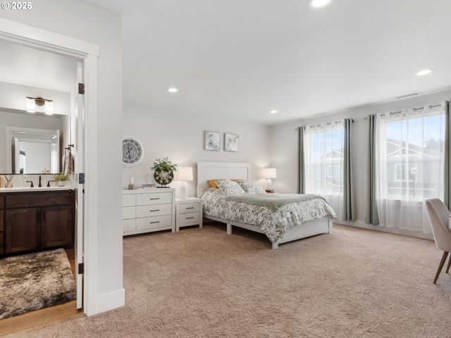 12200 Ne 107TH Way, Vancouver, WA 98682