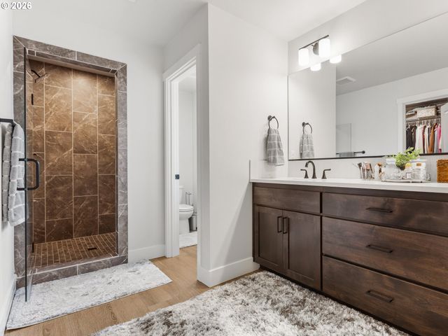 12200 Ne 107TH Way, Vancouver, WA 98682