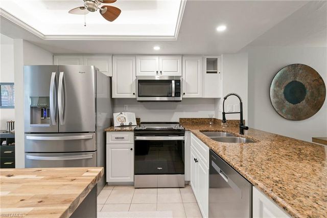 15171 Cedarwood LN # 3105, Naples, FL 34110