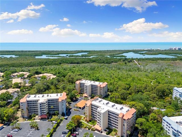 15171 Cedarwood LN # 3105, Naples, FL 34110