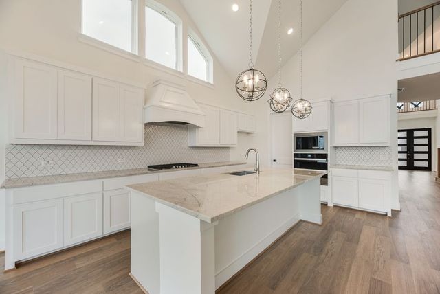 709 Clover Lane, Anna, TX 75409