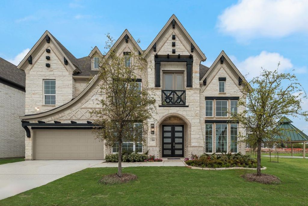 709 Clover Lane, Anna, TX 75409