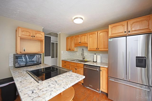 11786 Elkwood Drive, Forest Park, OH 45240