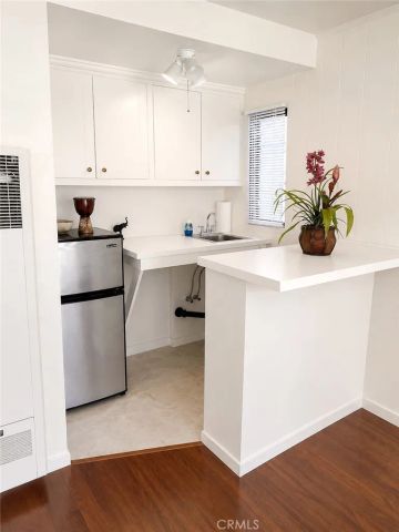 1935 Corning, Los Angeles, CA 90034