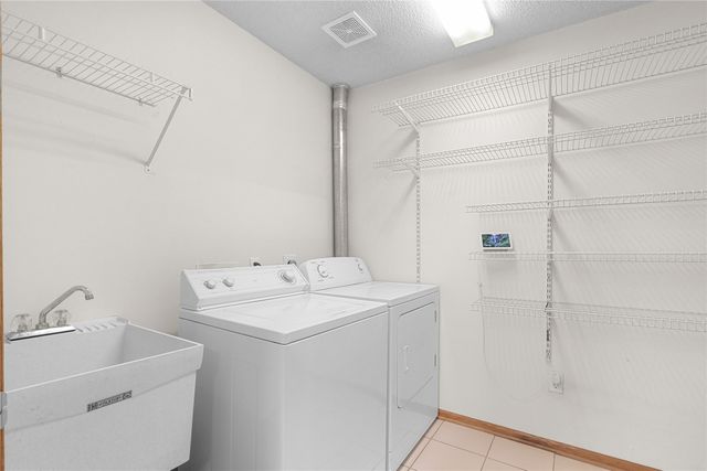 6200 EP True Parkway 602, West Des Moines, IA 50266