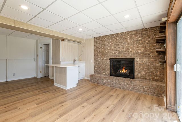 3113 Primrose Drive, Hendersonville, NC 28792