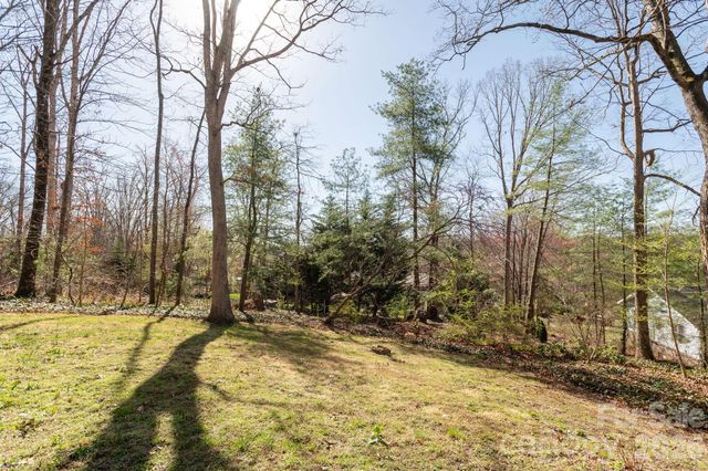 3113 Primrose Drive, Hendersonville, NC 28792