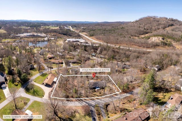 3113 Primrose Drive, Hendersonville, NC 28792