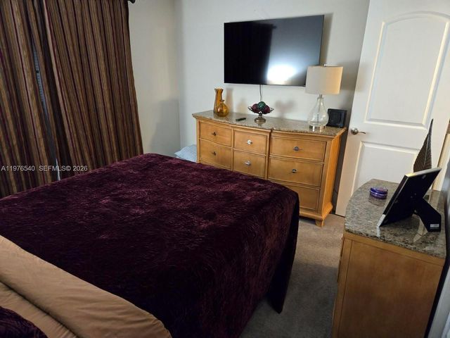 2431 SW 82nd Ave 305, Davie, FL 33324