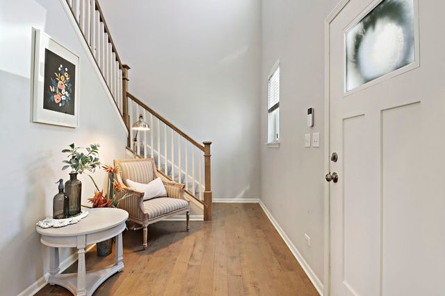 260 E Parkland Drive, Island Lake, IL 60042