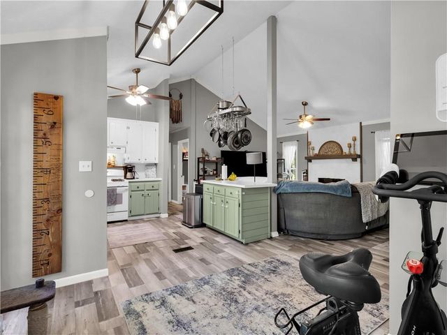 5483 Tonowanda Drive, Acworth, GA 30102