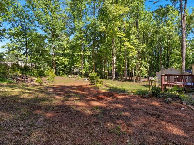 5483 Tonowanda Drive, Acworth, GA 30102