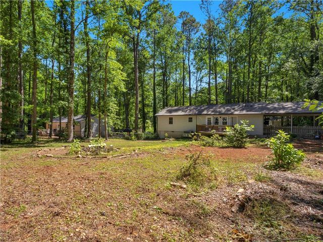 5483 Tonowanda Drive, Acworth, GA 30102