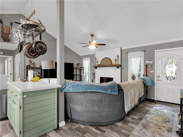 5483 Tonowanda Drive, Acworth, GA 30102