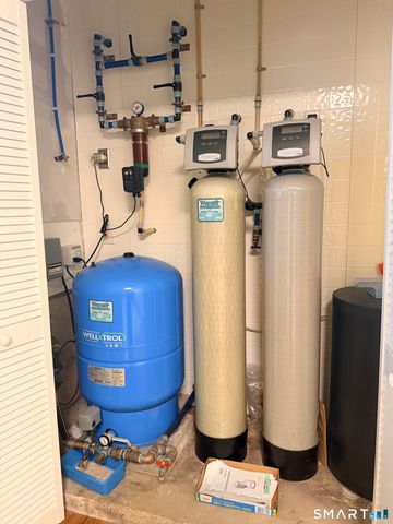 16 Dogwood Drive, New Milford, CT 06776