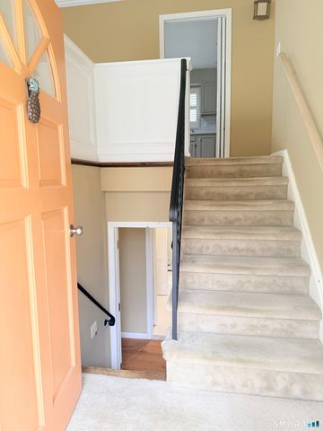 16 Dogwood Drive, New Milford, CT 06776