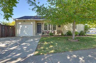 6191 M St, Sacramento, CA 95819