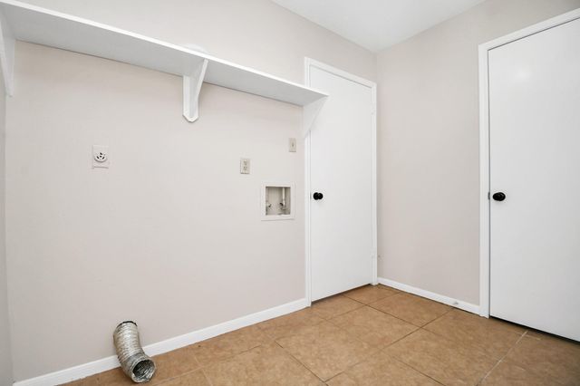 2119 Echo Ridge, Sugar Land, TX 77478