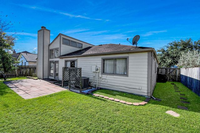 2119 Echo Ridge, Sugar Land, TX 77478