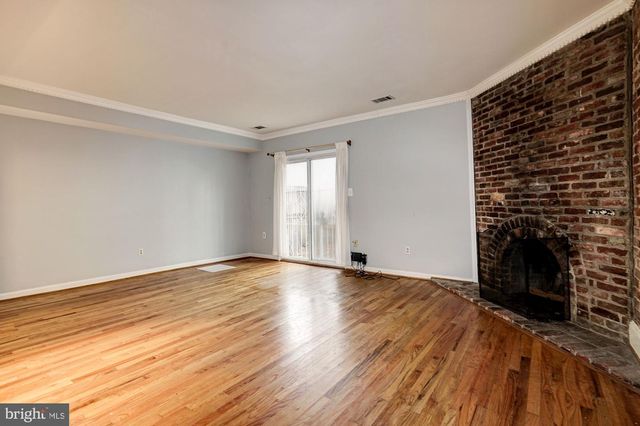 1326 L ST SE, Washington, DC 20003