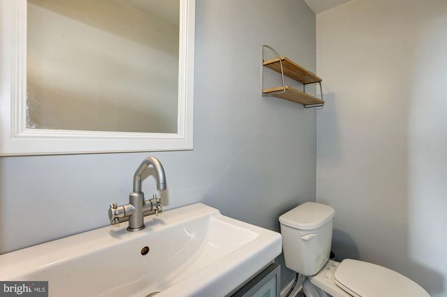 1326 L ST SE, Washington, DC 20003