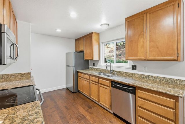 16921 Mckenzie Dr, Pioneer, CA 95666