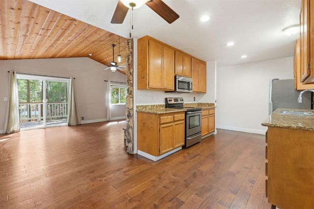 16921 Mckenzie Dr, Pioneer, CA 95666