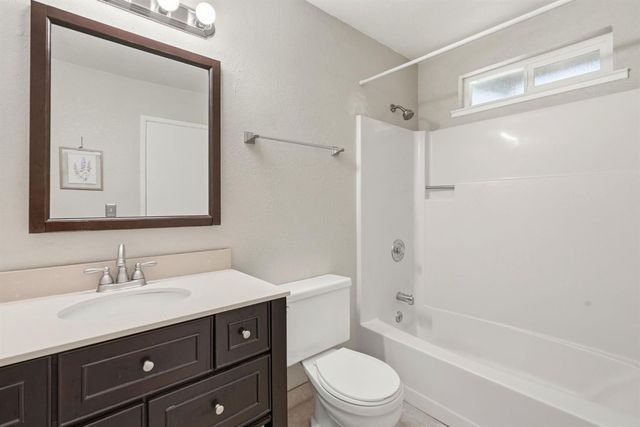 16921 Mckenzie Dr, Pioneer, CA 95666