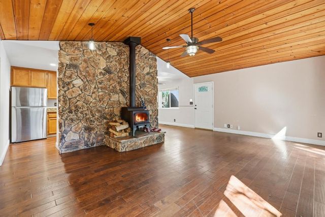 16921 Mckenzie Dr, Pioneer, CA 95666